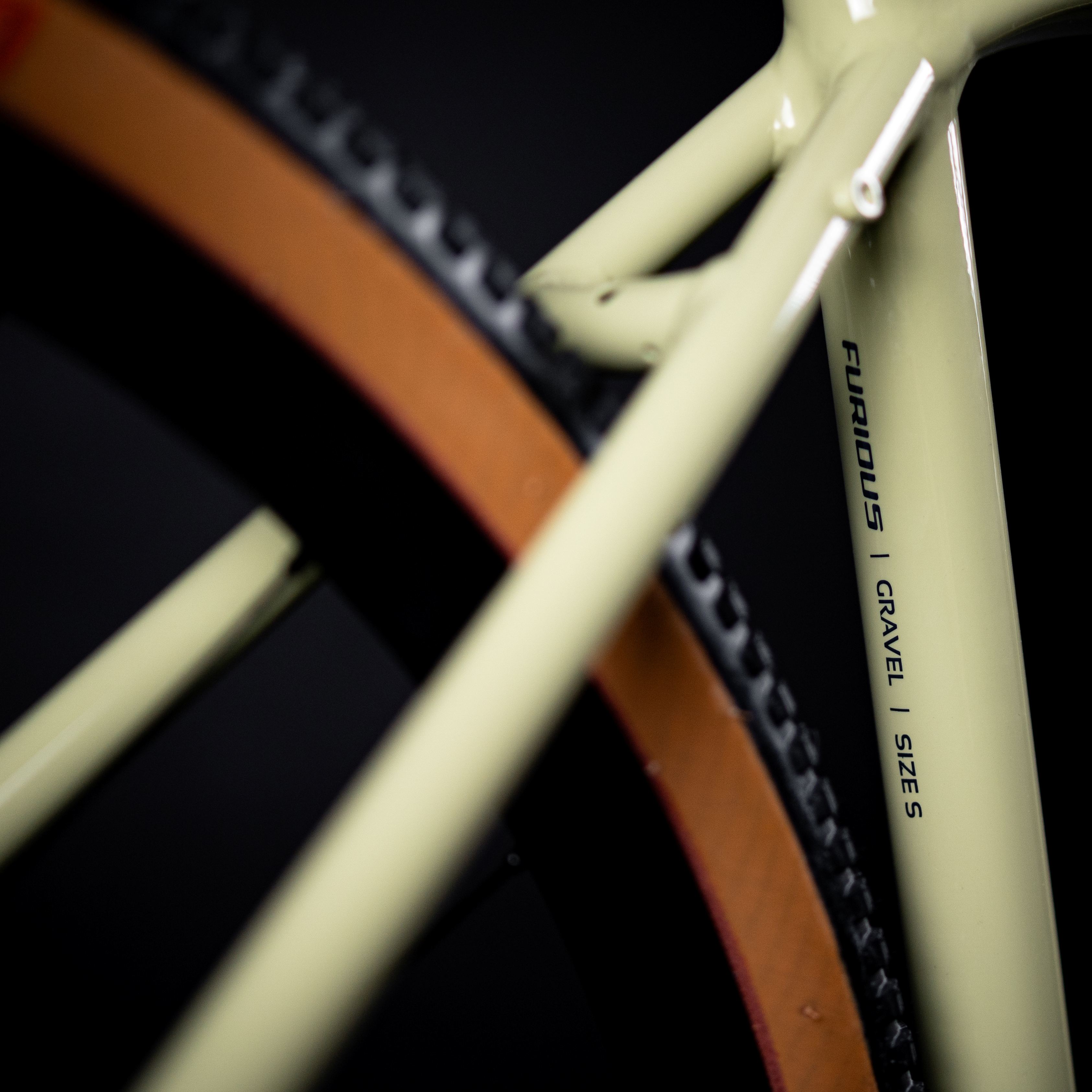 Opony do 45C – gotowe na każdy rodzaj nawierzchni