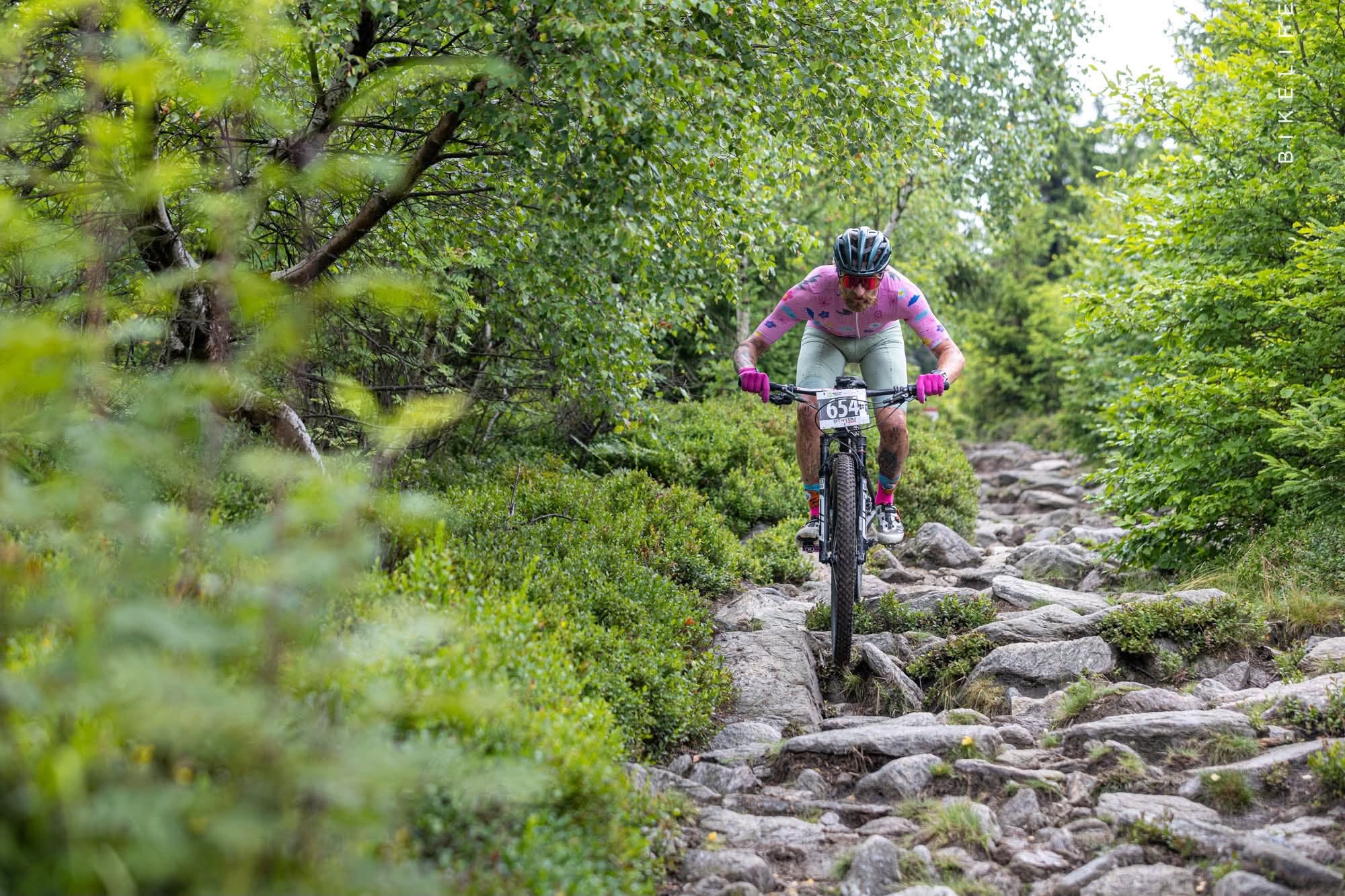 Sudety MTB Challenge 2026 - Bartosz Mikler testuje rower górski mtb Razzcal Carbon XTR